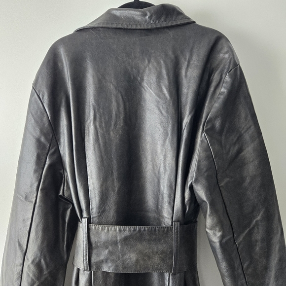 PrettyLittleThing Women's Long Faux Leather Textured Black Trench Coat 14 - Picture 9 of 16